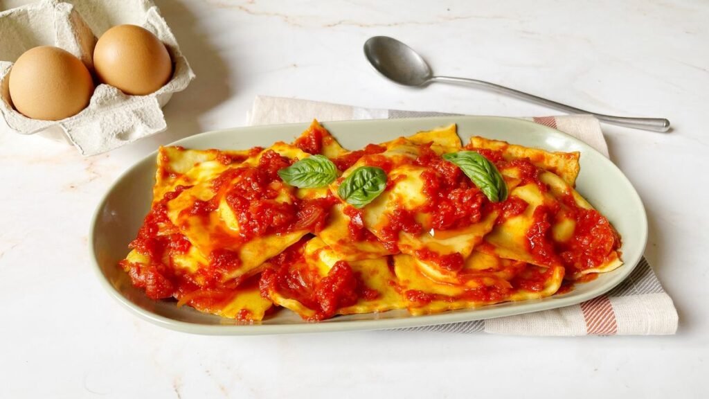 ravioli al pomodoro