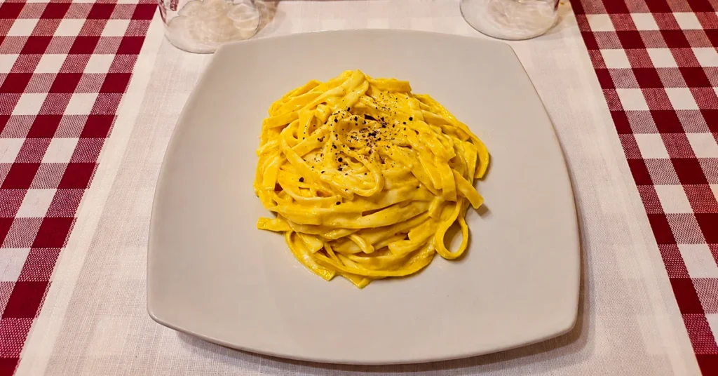 Best Fettuccine All’Alfredo | Ristorante Pizzeria Marcantonio